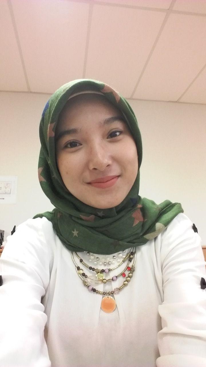 Tiyani Rahmawati, S. Gz